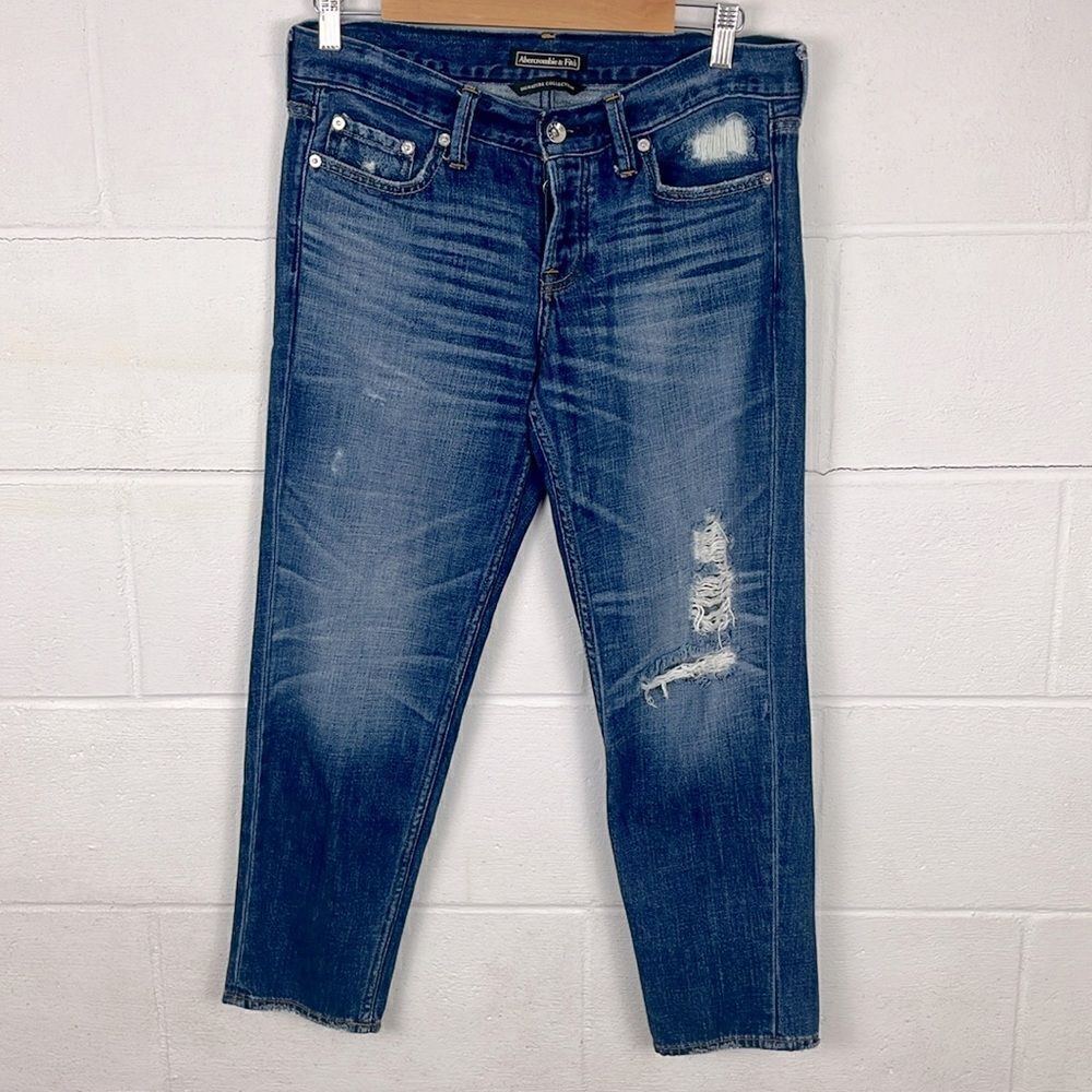Abercrombie & Fitch signature collection button fly straight leg jean
